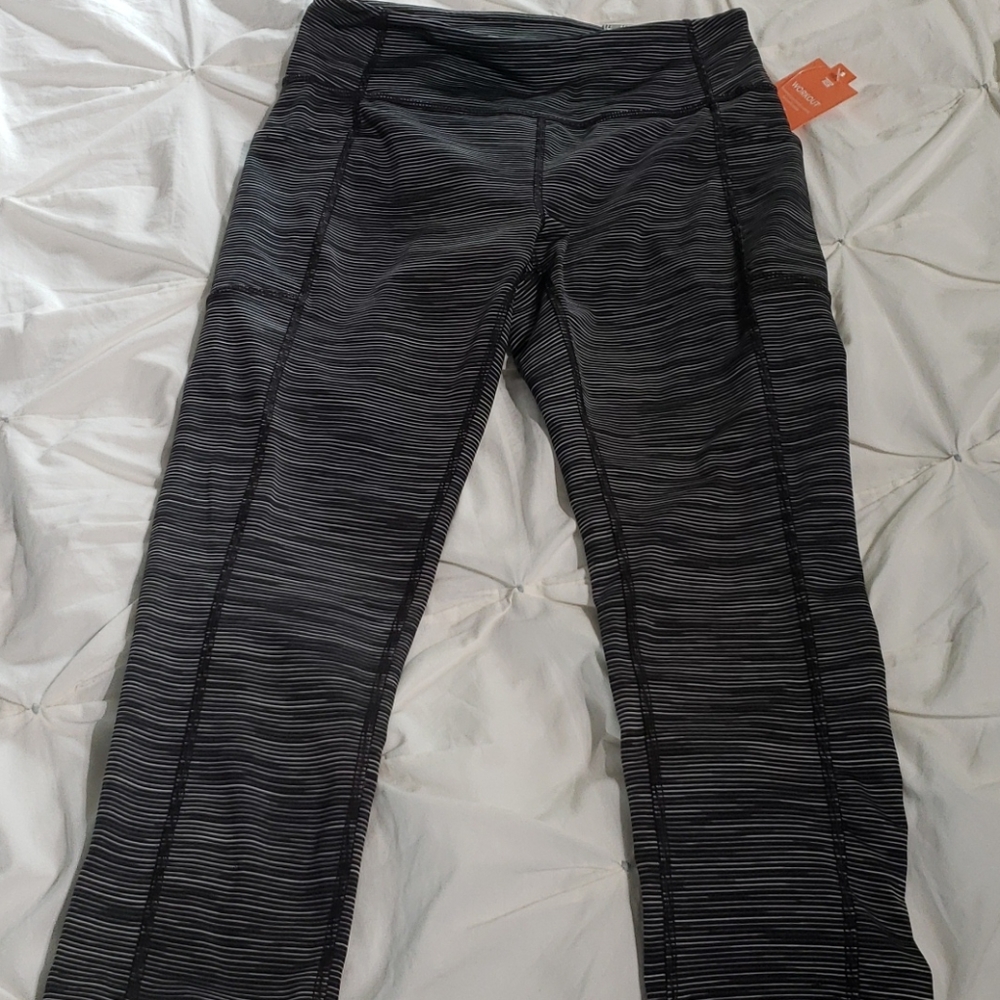 Tek Gear Capris